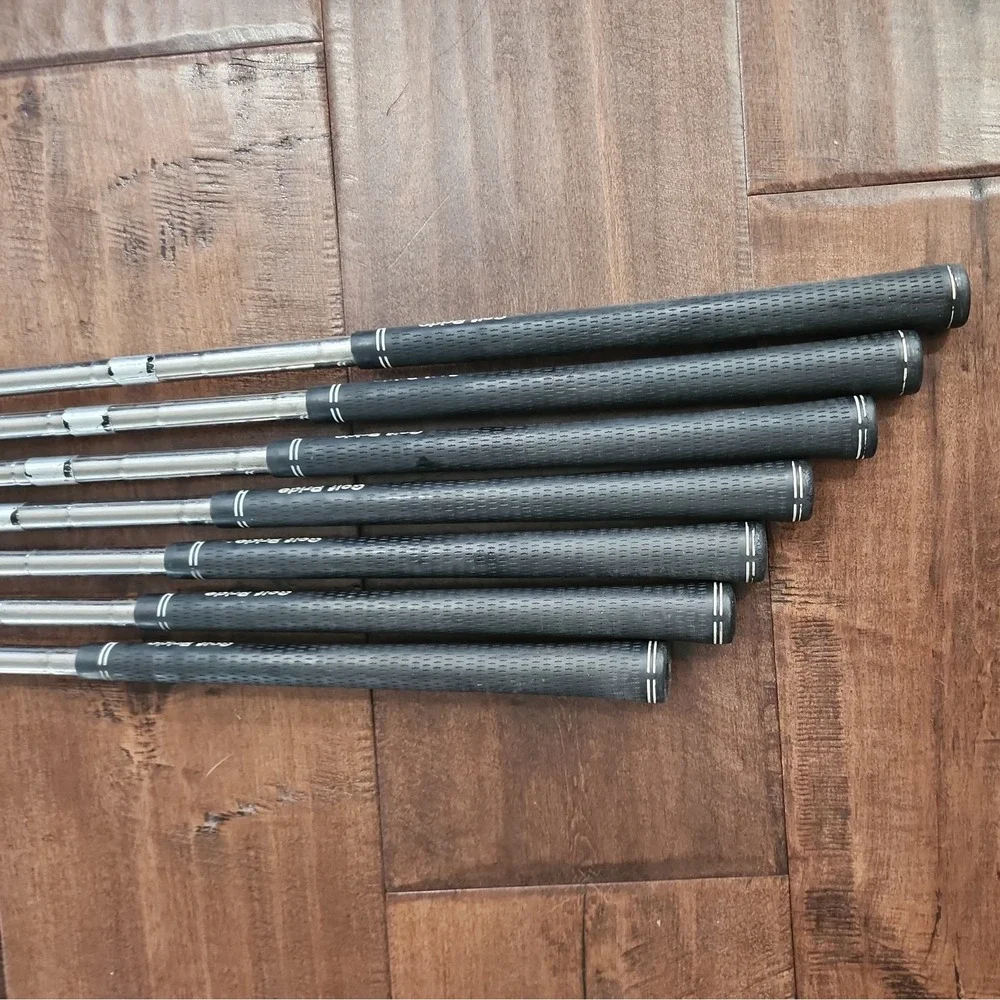 Wilson 1200-LT Iron Set ⛳ RH‎ Steel Shafts Standard Flex 3 4 6 7 8 9 PW